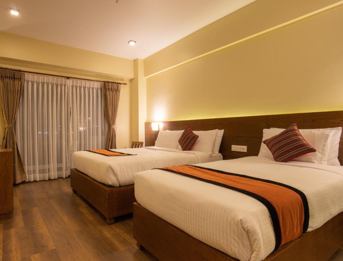 Hoxton Pride At Delhi Airport Hotel